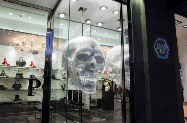 Store Windows